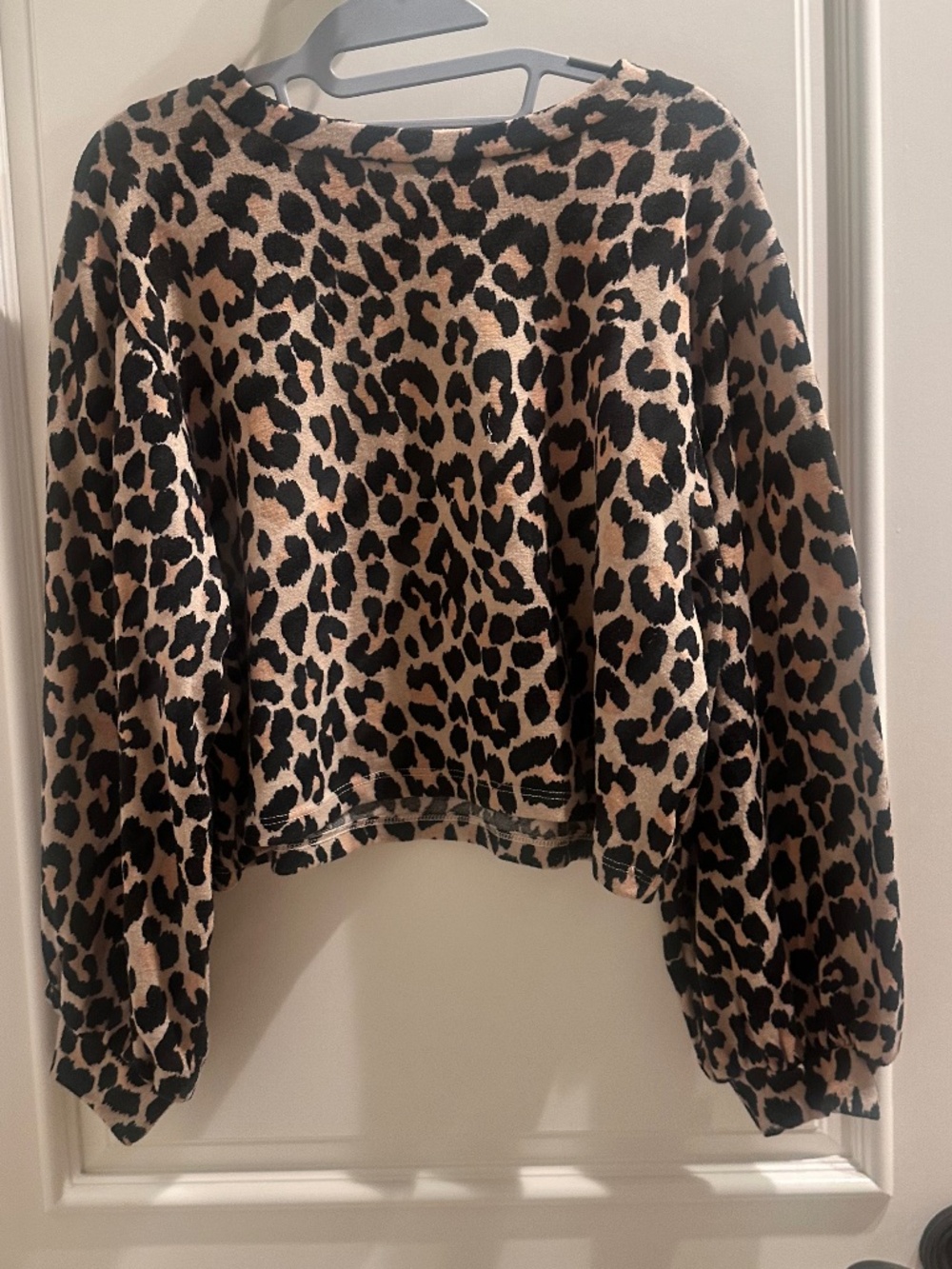 PALISKATES LEOPARD PRINT TOP – SIZE SMALL